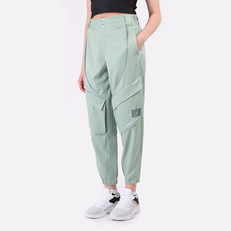 женские зеленые брюки Jordan Essentials Utility Pants CW6450-006 - цена, описание, фото 1