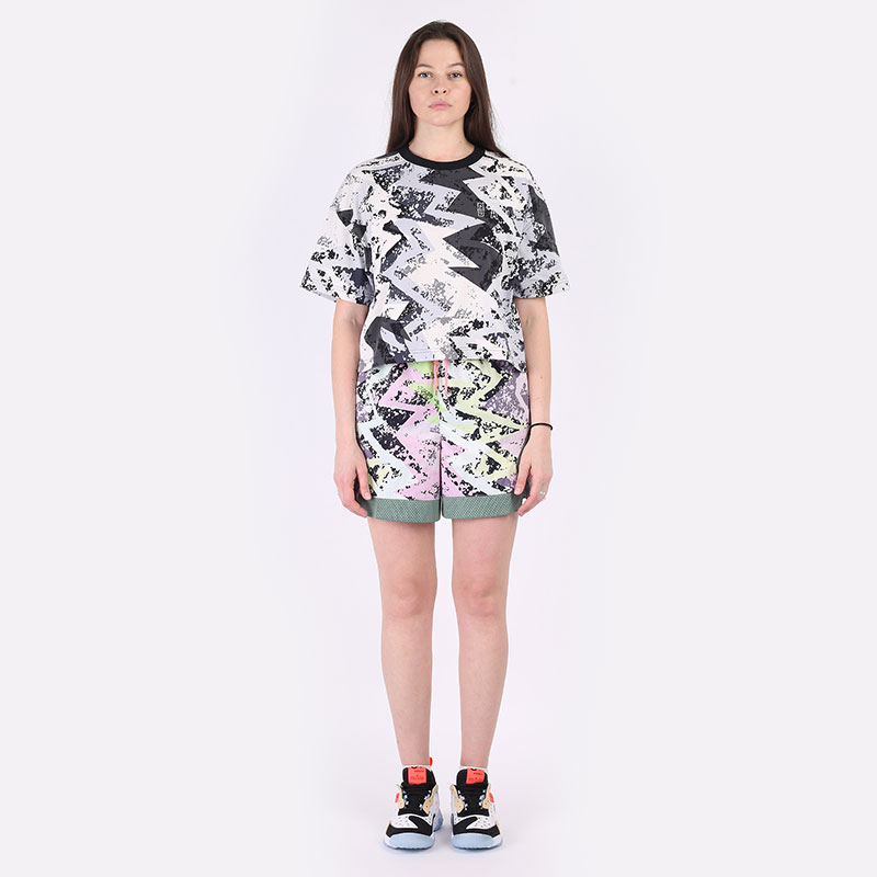 Женские шорты Jordan Heatwave Women's Diamond Shorts (DC2149-676)  - цена, описание, фото 6