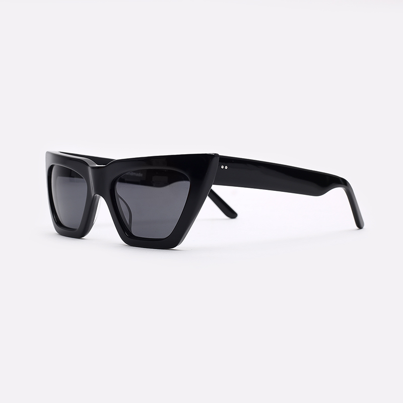  черные солнцезащитные очки Carhartt WIP Grace I028340-black/black - цена, описание, фото 1