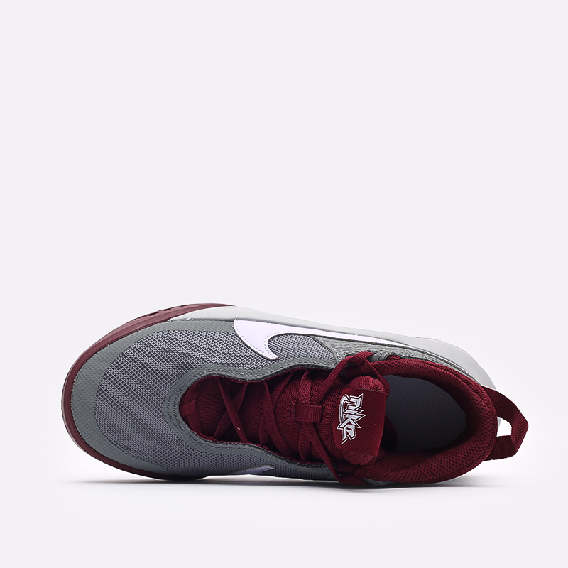 женские серые баскетбольные кроссовки Nike Team Hustle D 10 CW6735-007 - цена, описание, фото 6