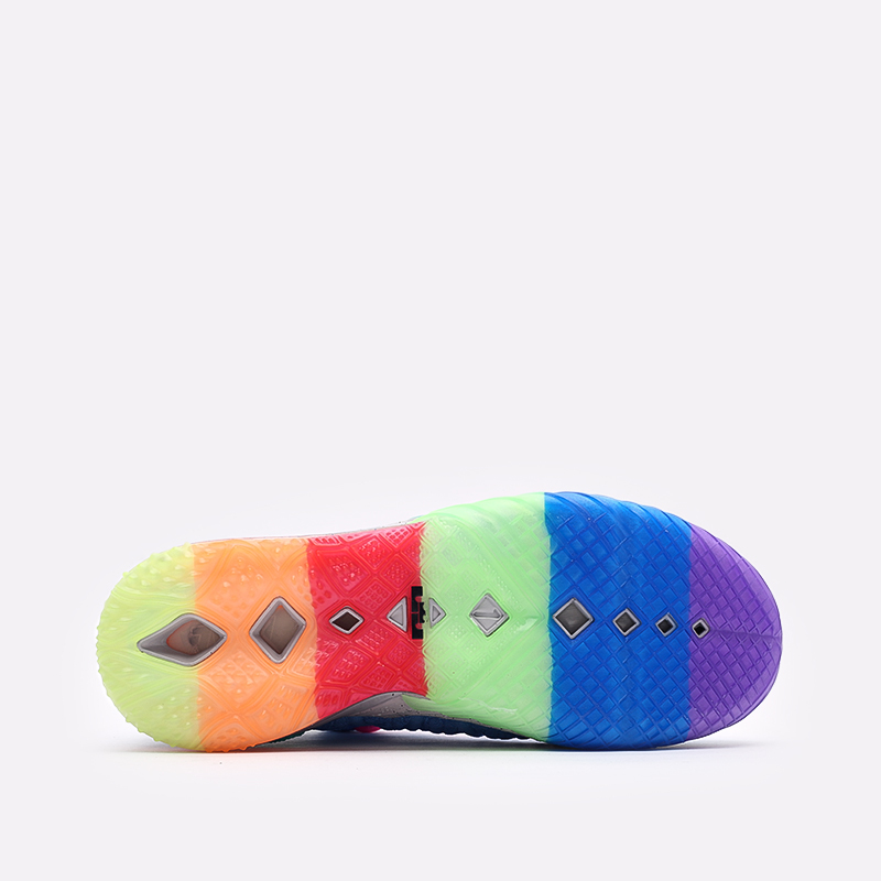 Мужские баскетбольные кроссовки Nike Lebron XVIII (DM2813-400)  - цена, описание, фото 3