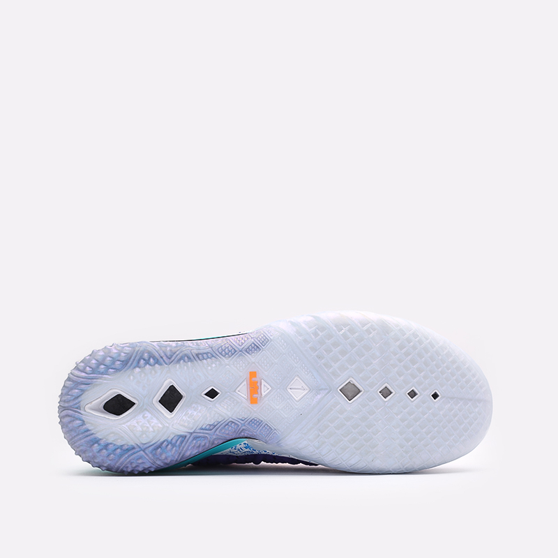 Баскетбольные кроссовки Nike LeBron XVIII (DM2813-500)  - цена, описание, фото 5