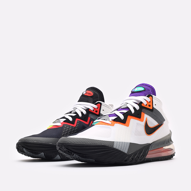 Мужские баскетбольные кроссовки Nike Lebron XVIII Low (CV7562-100)  - цена, описание, фото 4