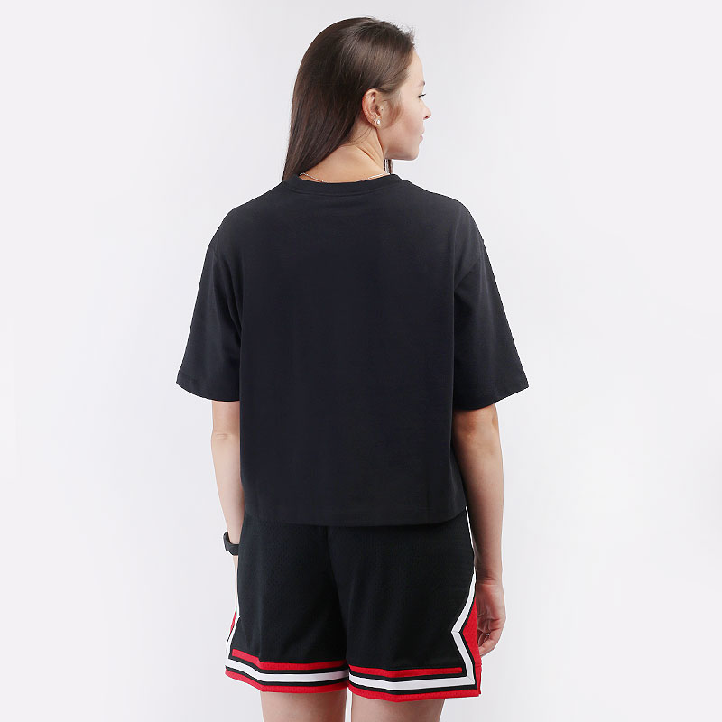 Женская футболка Jordan Essentials Boxy T-Shirt (DD7054-010)  - цена, описание, фото 4