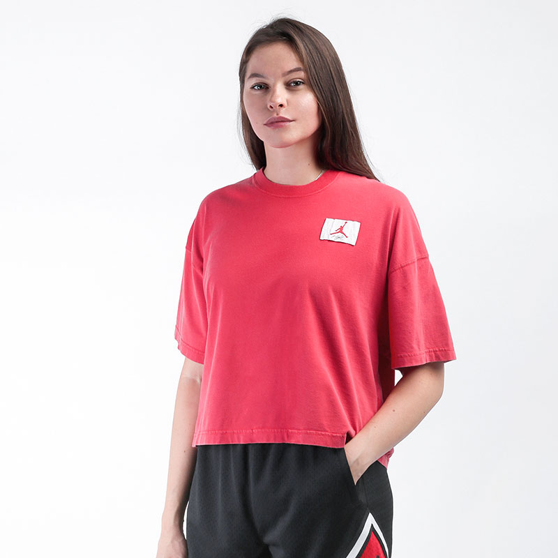 женская красная футболка Jordan Essentials Boxy T-Shirt CZ4139-657 - цена, описание, фото 1