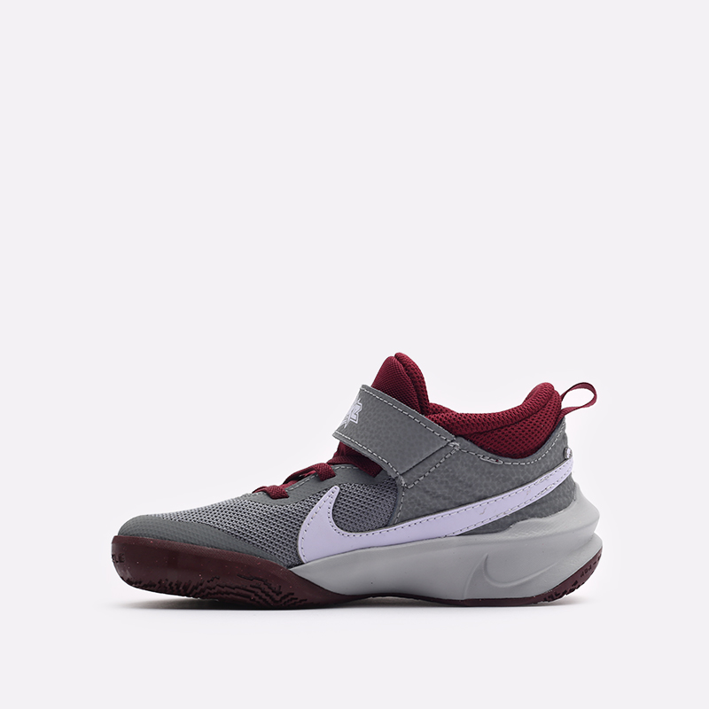 детские серые баскетбольные кроссовки Nike Team Hustle D 10 (PS) CW6736-007 - цена, описание, фото 2