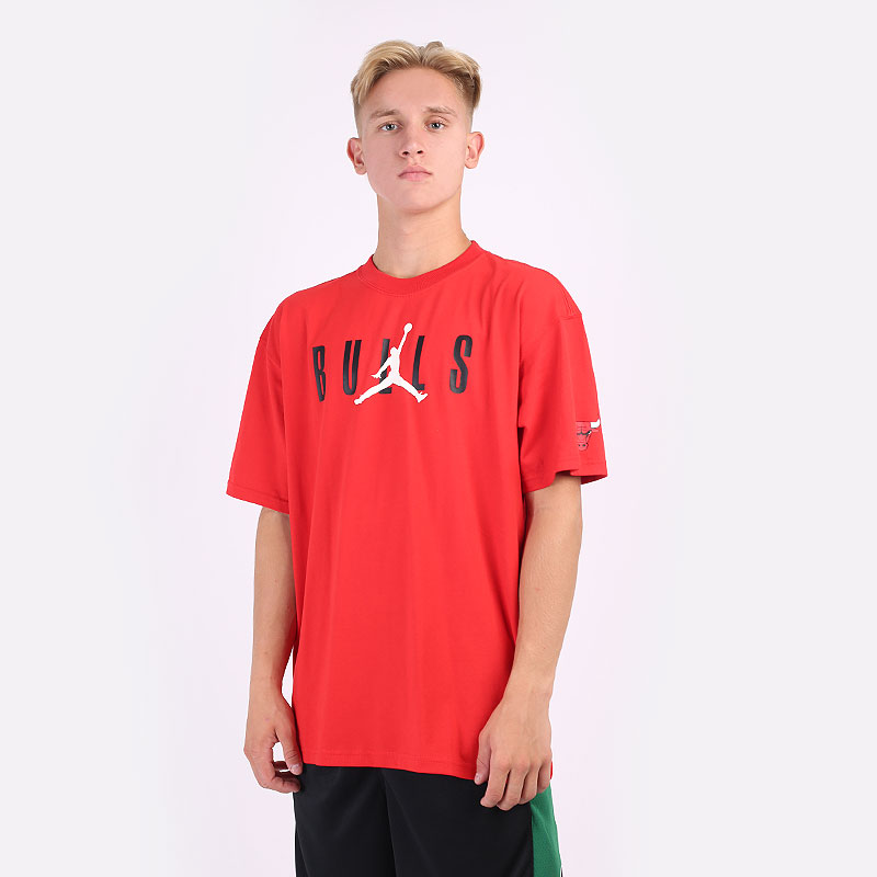 мужская красная футболка Jordan  Chicago Bulls NBA Courtside Tee DA6506-657 - цена, описание, фото 1