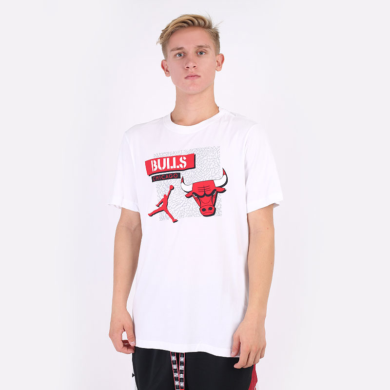 мужская белая футболка Jordan Chicago Bulls Dri-FIT NBA T-Shirt DA6610-100 - цена, описание, фото 1