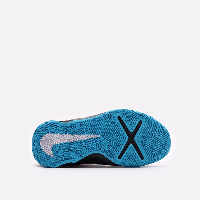 Женские баскетбольные кроссовки Nike Team Hustle D 10 SE (GS) (DO6140-001)  - цена, описание, фото 5