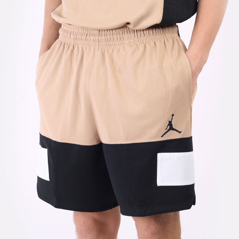 мужские бежевые шорты  Jordan Dri-FIT Air Statement Shorts CZ4766-245 - цена, описание, фото 1