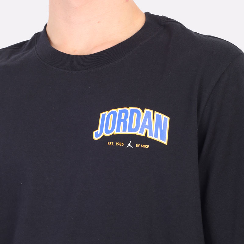 мужская черная футболка Jordan  Jumpman Graphic Crew DM3217-010 - цена, описание, фото 2