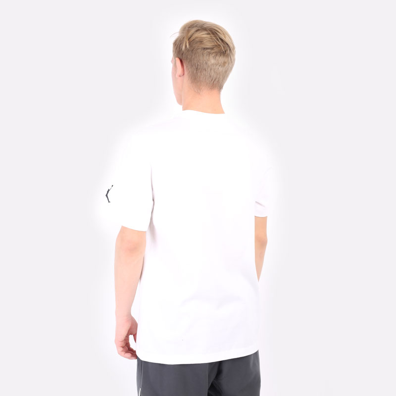 мужская белая футболка Jordan  DNA Hbr Crew DA9908-100 - цена, описание, фото 5
