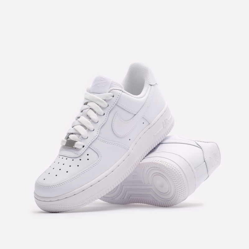 женские белые кроссовки Nike WMNS Air Force 1 &#039;07 DD8959-100 - цена, описание, фото 2