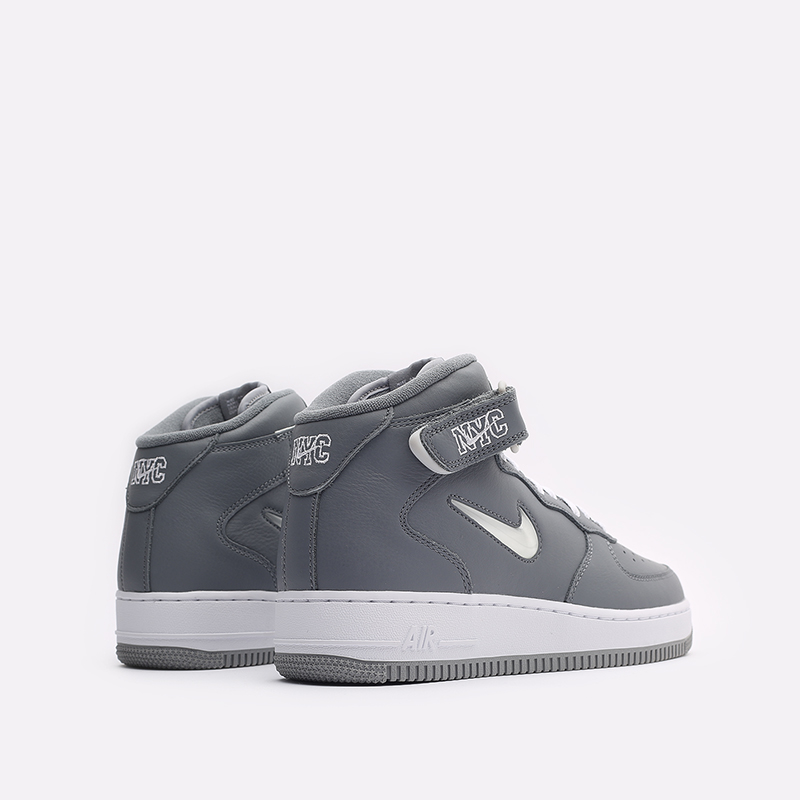  серые кроссовки Nike Air Force 1 Mid QS DH5622-001 - цена, описание, фото 3