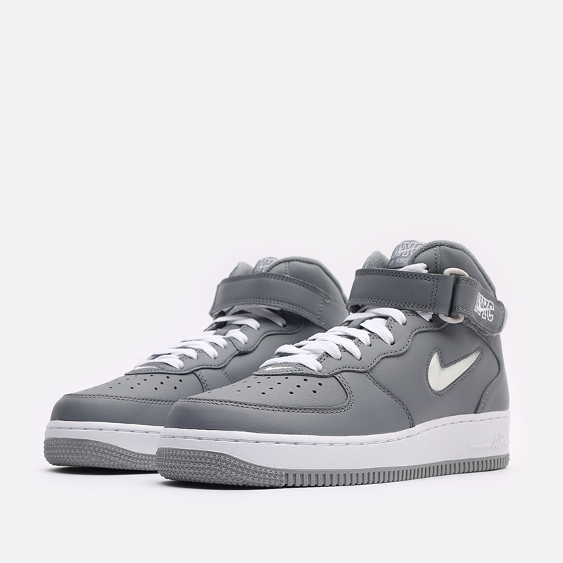  серые кроссовки Nike Air Force 1 Mid QS DH5622-001 - цена, описание, фото 4