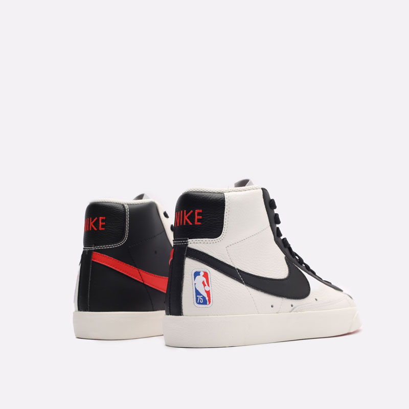 мужские белые кроссовки Nike Blazer Mid '77 EMB DD8025-101 - цена, описание, фото 3