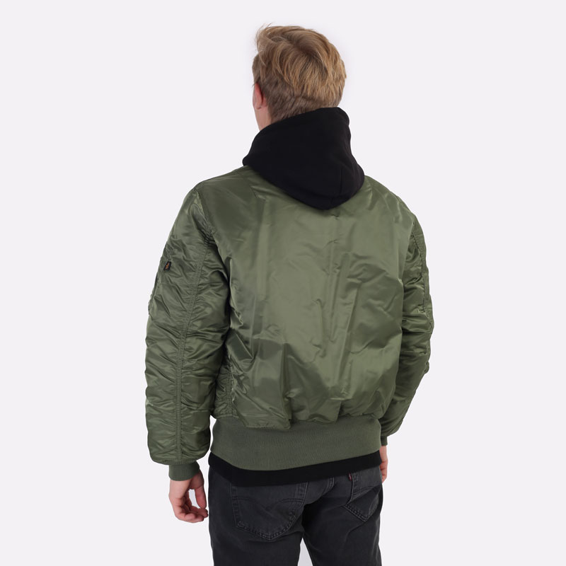 мужская зеленая куртка Alpha Industries MA-1 MJM21000C1-sage - цена, описание, фото 4