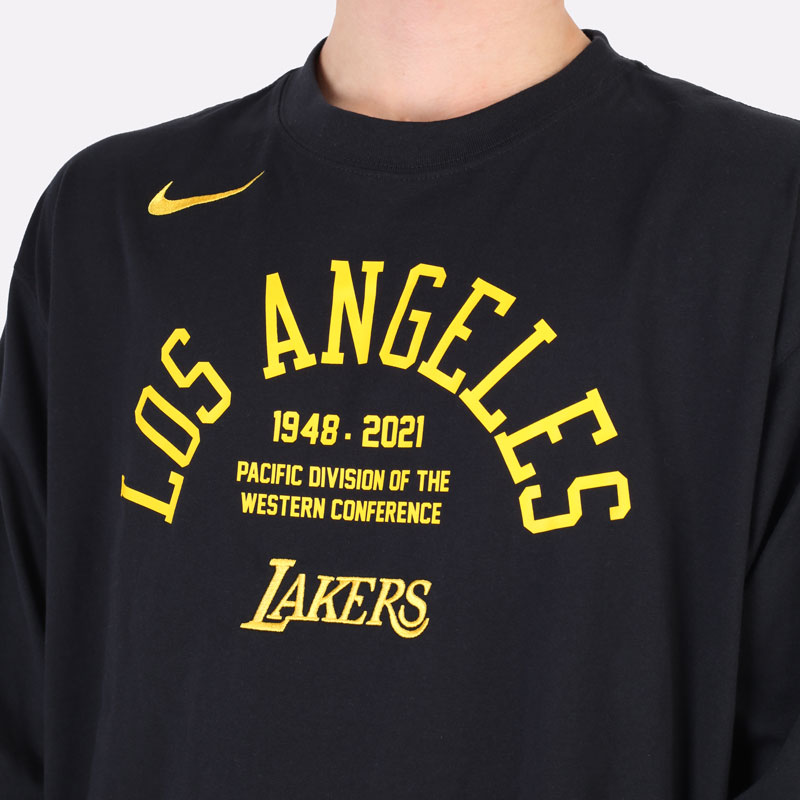   лонгслив Nike T-shirt NBA Los Angeles Lakers Courtside DA5897-010 - цена, описание, фото 2