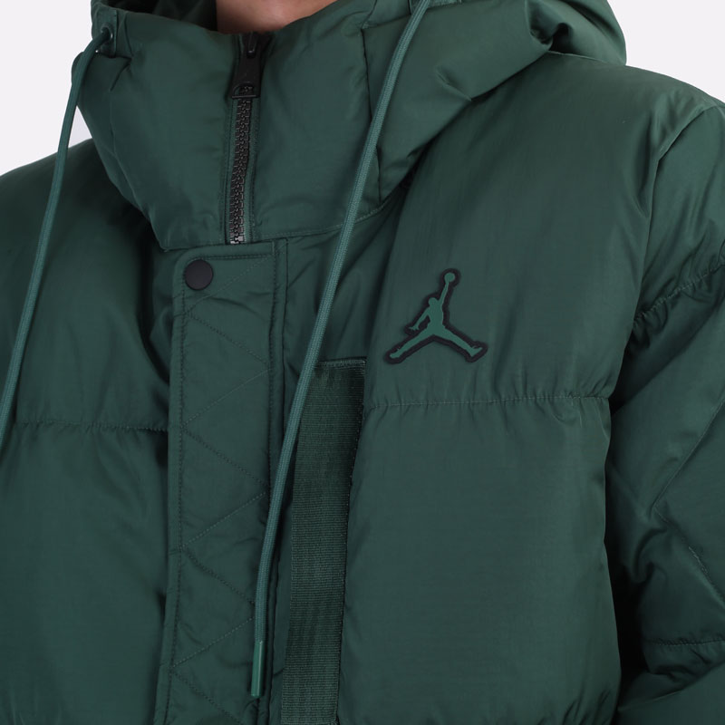 мужская зеленая куртка Jordan Essentials Statement DA9804-333 - цена, описание, фото 2