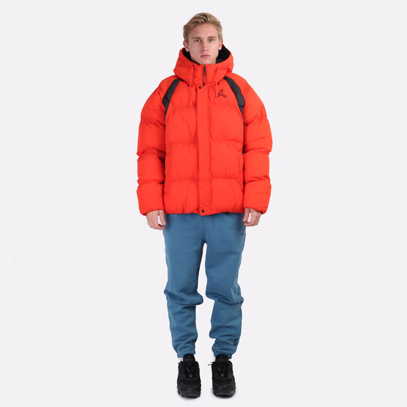 мужская красная куртка Jordan Essentials Puffer DA9806-673 - цена, описание, фото 7