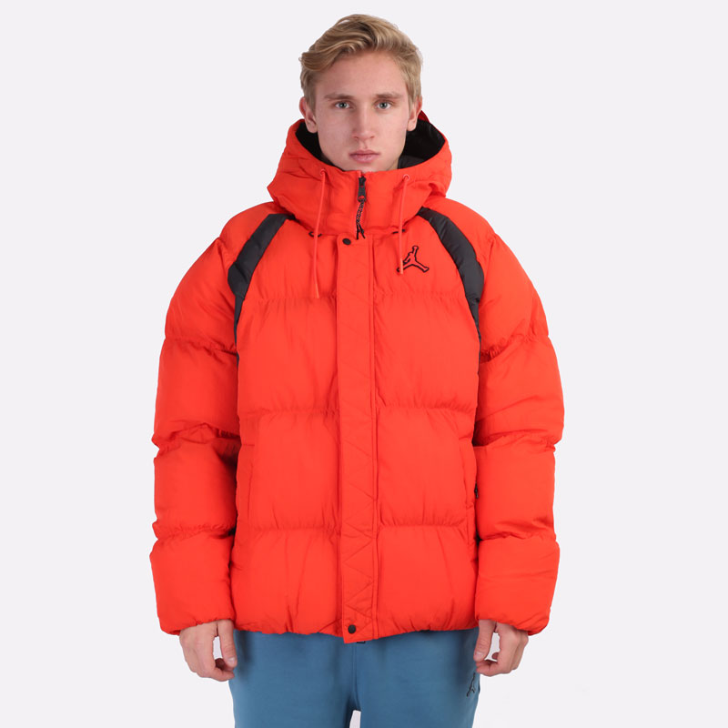 мужская красная куртка Jordan Essentials Puffer DA9806-673 - цена, описание, фото 6