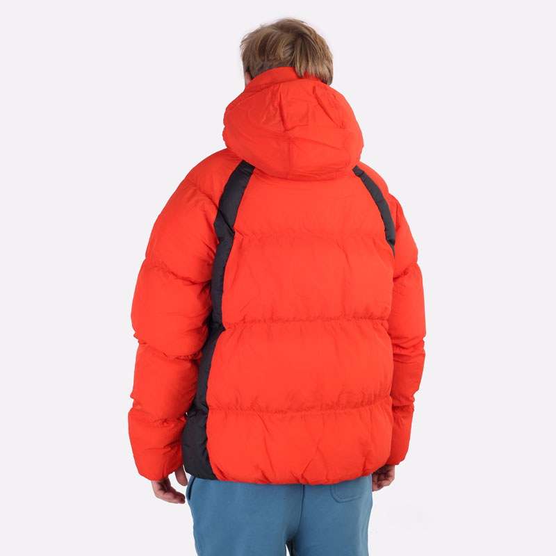 мужская красная куртка Jordan Essentials Puffer DA9806-673 - цена, описание, фото 4