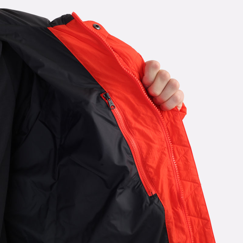 мужская красная куртка Jordan Essentials Puffer DA9806-673 - цена, описание, фото 5