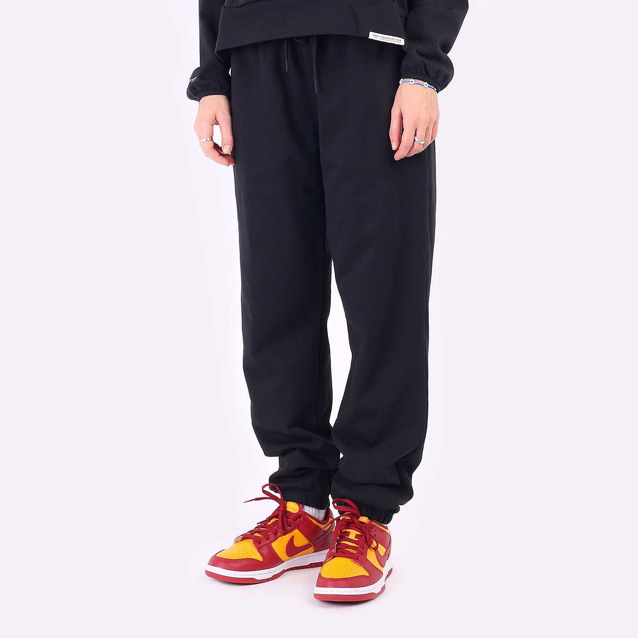 Женские брюки Jordan Essentials (DN4575-010)  - цена, описание, фото 1