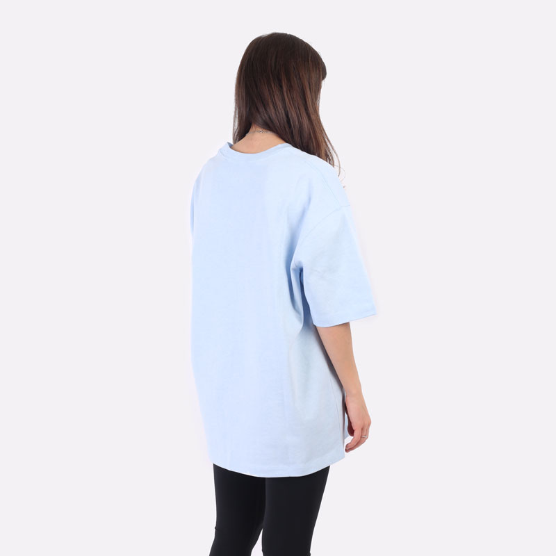 женская голубая футболка Jordan Essentials DD7057-438 - цена, описание, фото 4