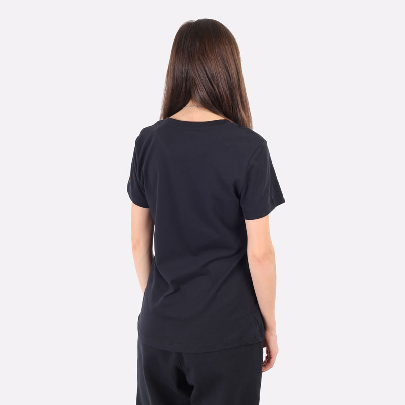 женская черная футболка Nike DRI FIT  DM2569-010 - цена, описание, фото 4