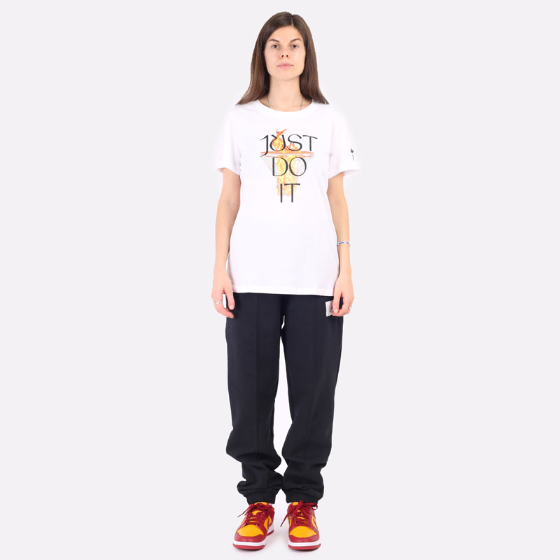 Женская футболка Nike DRI FIT (DM2569-100)  - цена, описание, фото 6