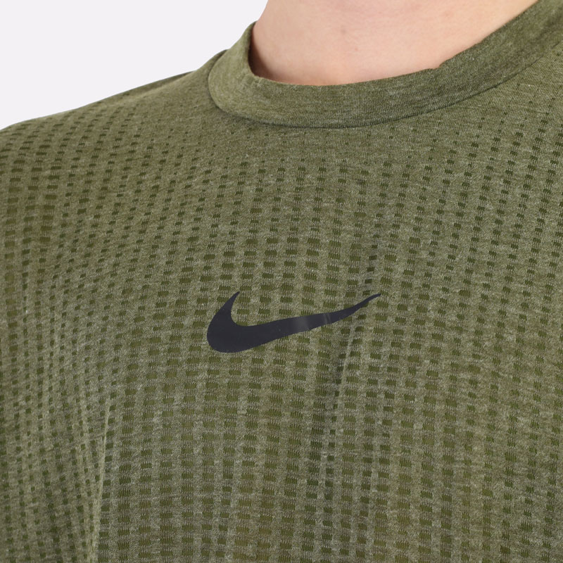 мужская зеленая футболка Nike Pro Dri-FIT ADV Short-Sleeve Top DD1703-326 - цена, описание, фото 2