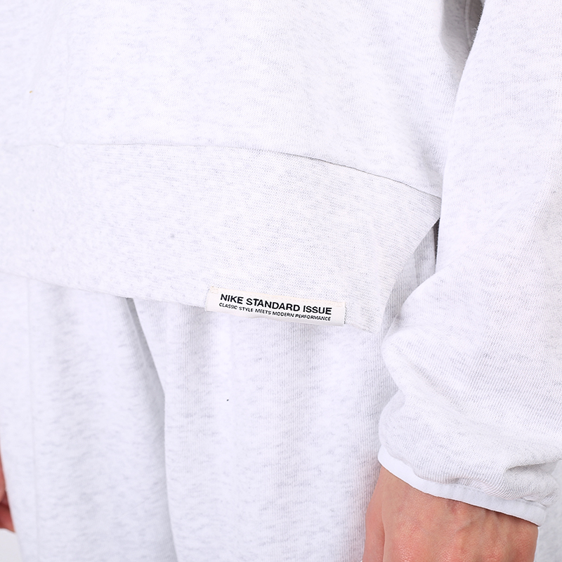 Женская толстовка Nike Standard Issue Crew Sweatshirt (DD9255-051)  - цена, описание, фото 6