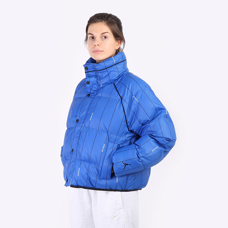 женская синяя куртка Jordan Flight Puffer Jacket DH0785-480 - цена, описание, фото 1