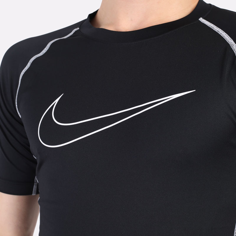 мужская черная футболка Nike Pro Dri-FIT Tight-Fit Short-Sleeve Top DD1992-011 - цена, описание, фото 2