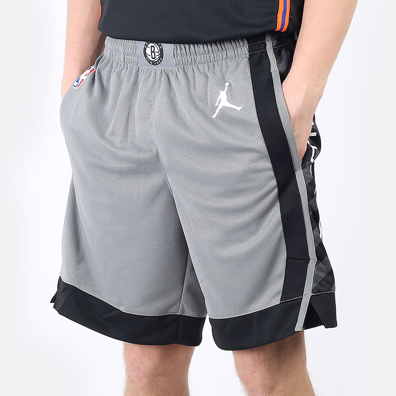 мужские серые шорты  Jordan Brooklyn Nets Statement Swingman Short CV8613-002 - цена, описание, фото 1