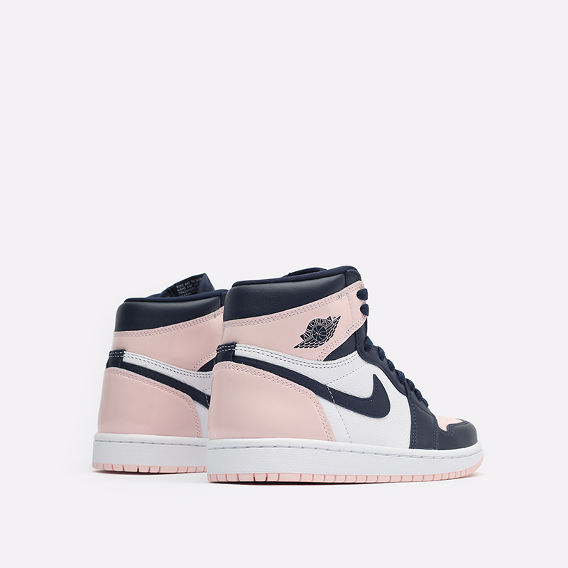 Женские кроссовки Jordan WMNS 1 Retro Hi OG (DD9335-641)  - цена, описание, фото 3
