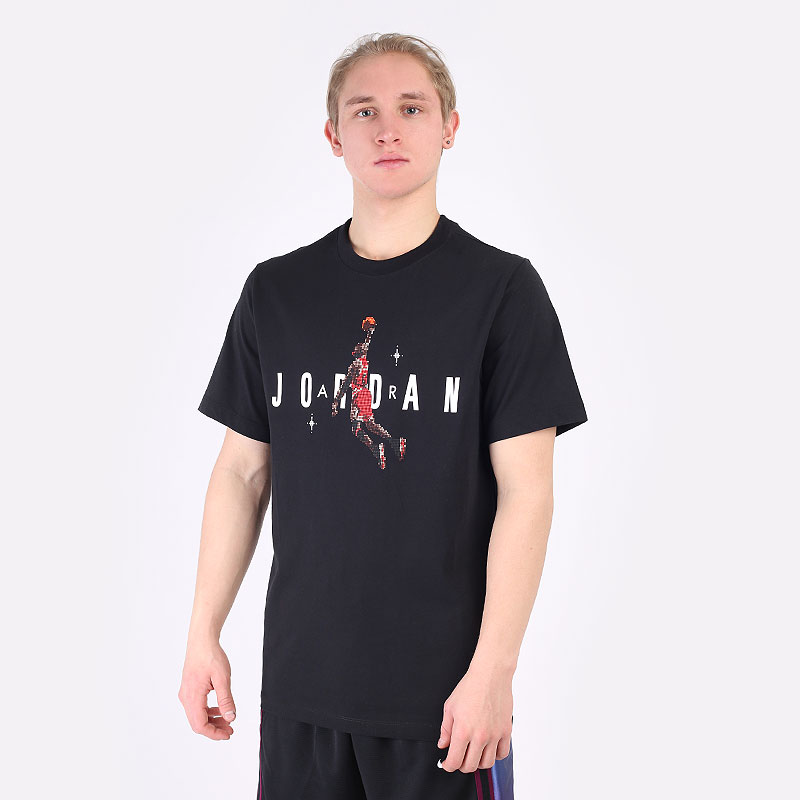 Мужская футболка Jordan Holiday Short-Sleeve T-Shirt (DC9797-010)  - цена, описание, фото 1