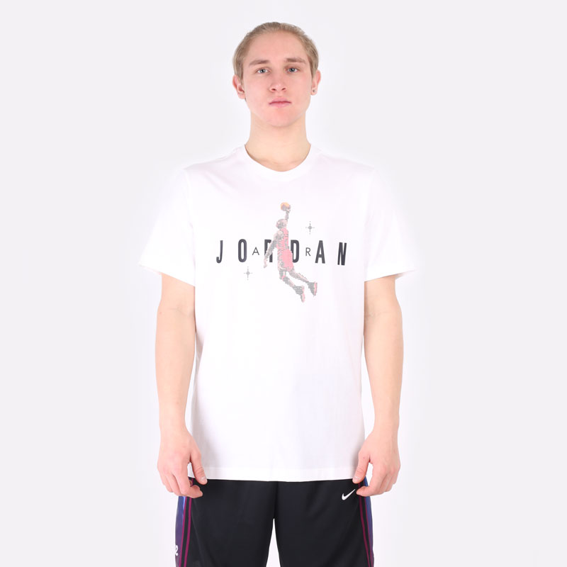 Мужская футболка Jordan Holiday Short-Sleeve T-Shirt (DC9797-100)  - цена, описание, фото 4