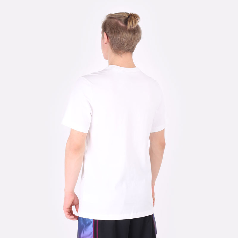 мужская белая футболка Jordan Holiday Short-Sleeve T-Shirt DC9797-100 - цена, описание, фото 2