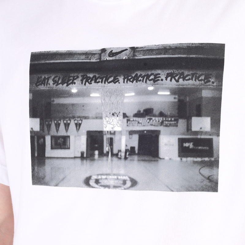 Мужская футболка Nike Dri-FIT Photo Basketball T-Shirt (DN3041-100)  - цена, описание, фото 2