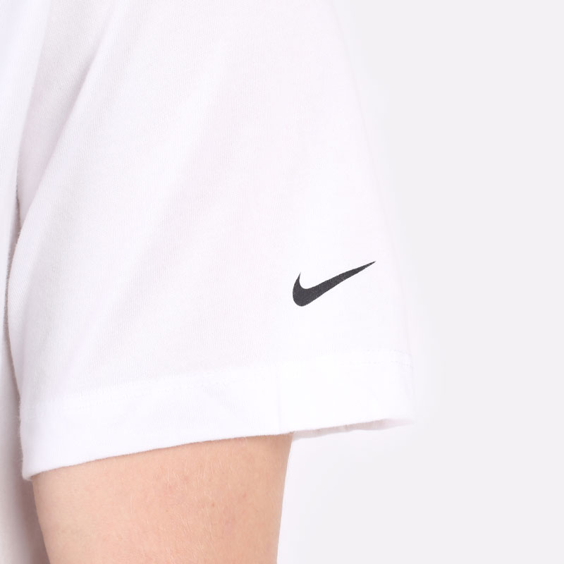 мужская белая футболка Nike Dri-FIT Photo Basketball T-Shirt DN3041-100 - цена, описание, фото 3
