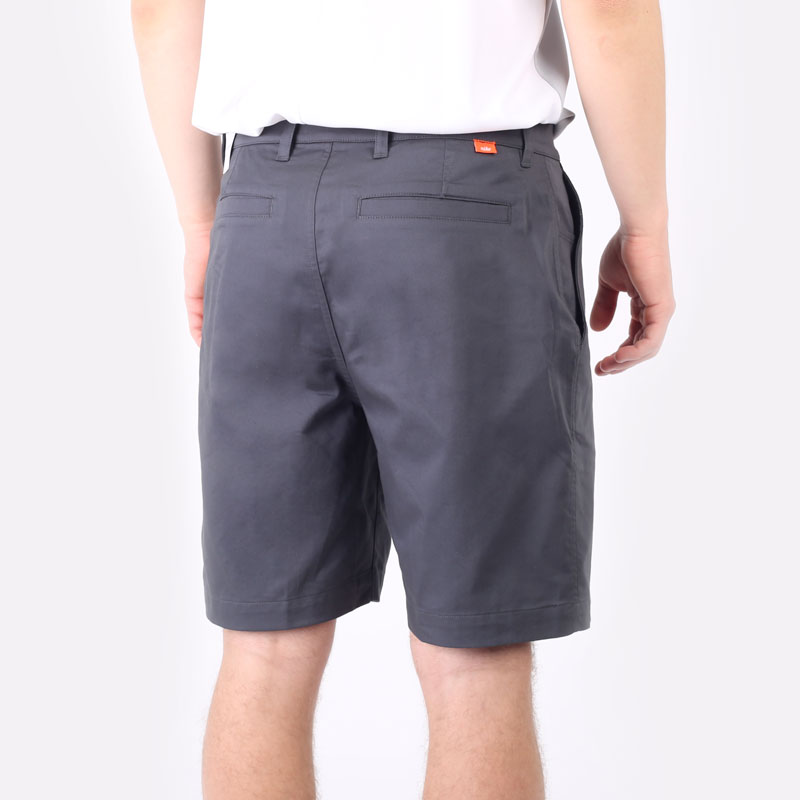 мужские серые шорты  Nike Dri-FIT UV Chino 9` Golf Shorts DA4142-077 - цена, описание, фото 4