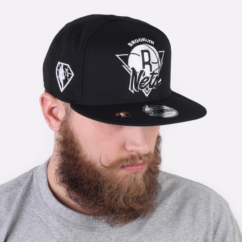  черная кепка Newera Brooklyn Nets 60182910-BLWH - цена, описание, фото 1