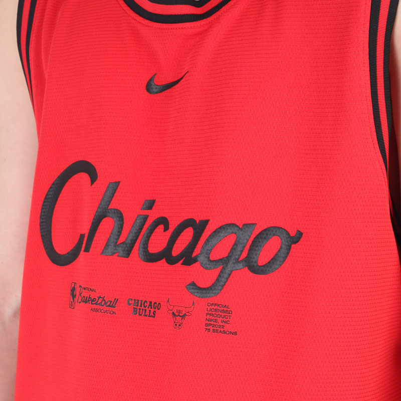 мужская красная майка Nike NBA Chicago Bulls Jersey DH9369-657 - цена, описание, фото 2