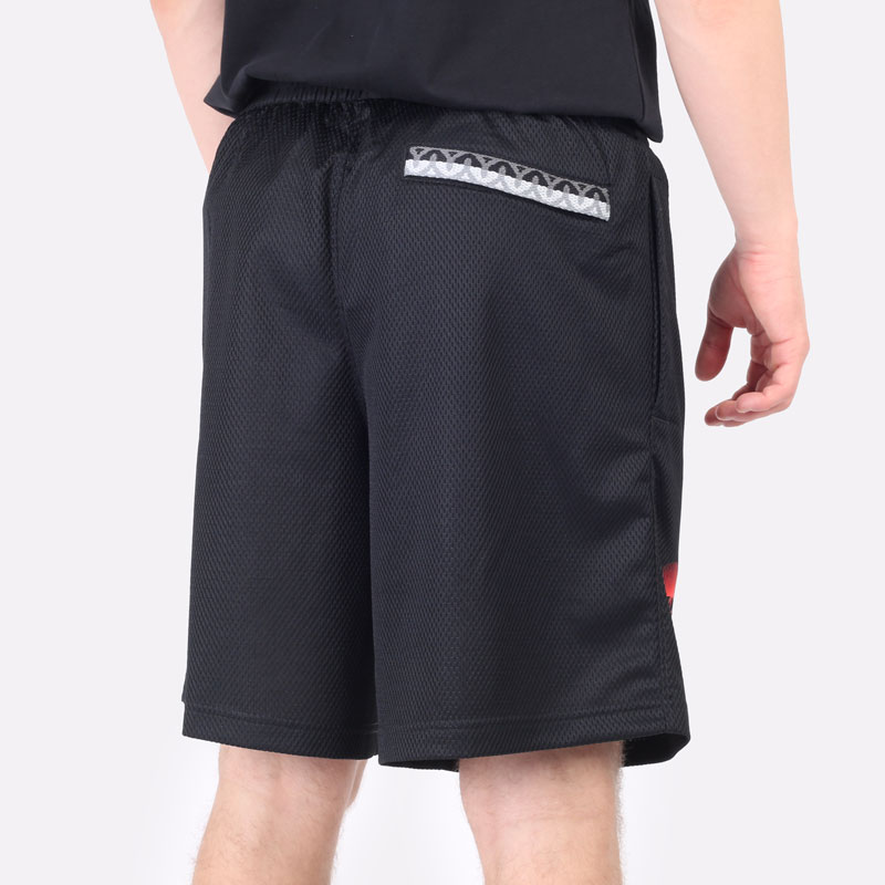 мужские черные шорты  Nike Kyrie Lightweight Shorts DA6702-010 - цена, описание, фото 4