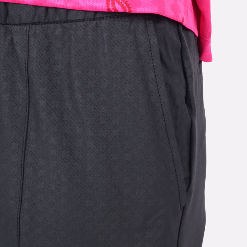женские серые брюки Nike Dri-FIT UV Victory Women's Gingham Golf Joggers DA3151-010 - цена, описание, фото 3
