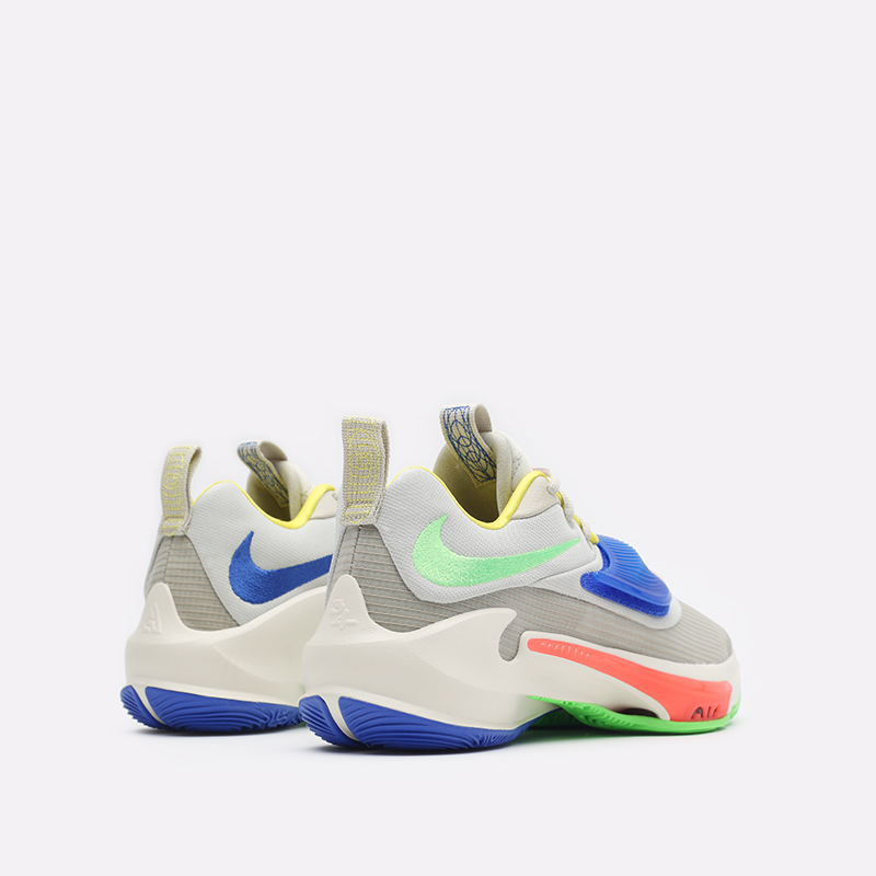 Мужские баскетбольные кроссовки Nike Zoom Freak 3 EP (DA0695-100)  - цена, описание, фото 3