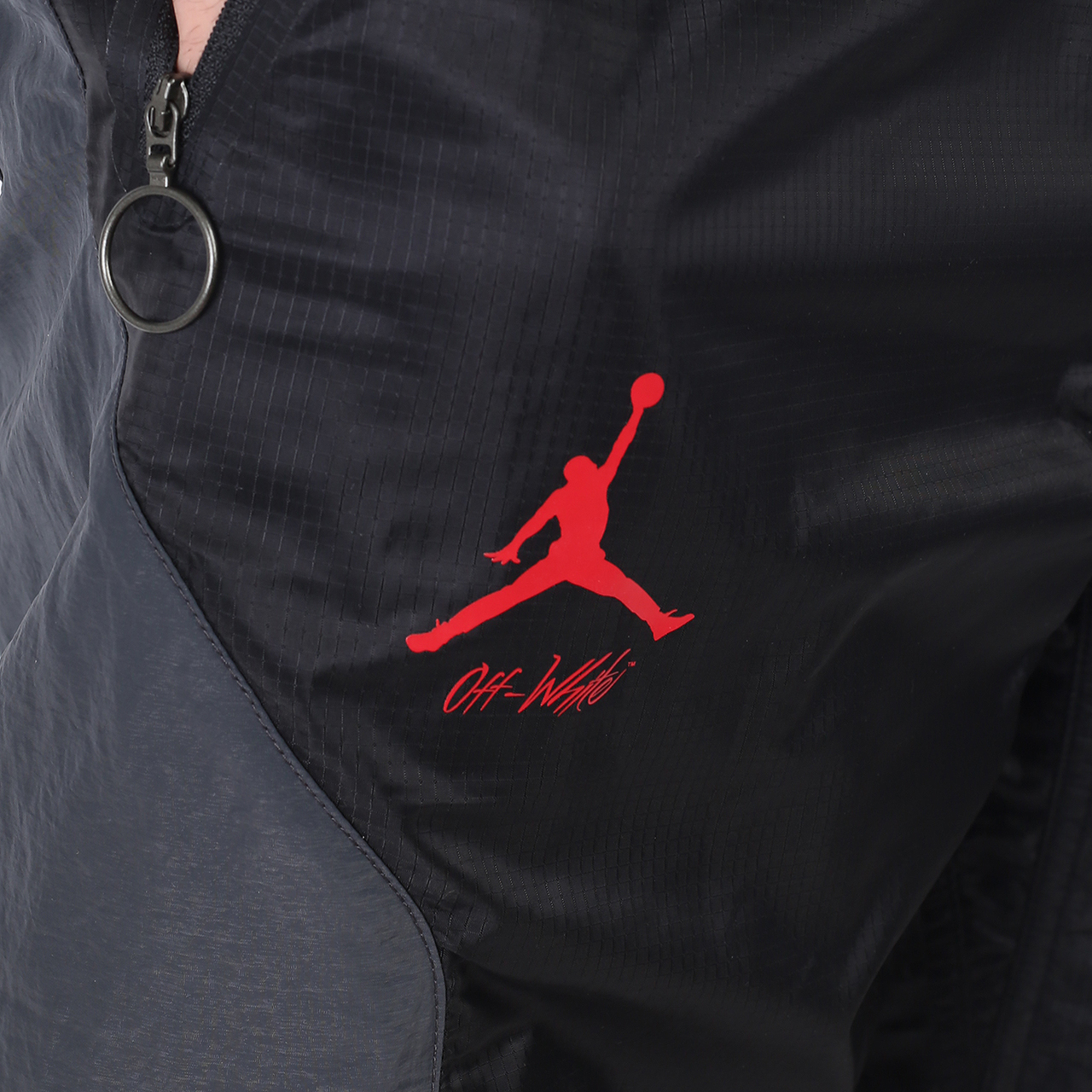 Баскетбольные штаны Jordan av1842 010