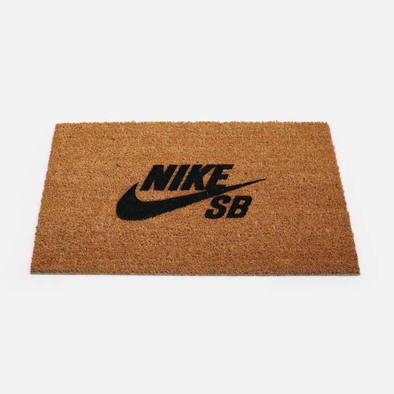  коричневый ковёр Kicks Place Nike SB NIKE SB - цена, описание, фото 1